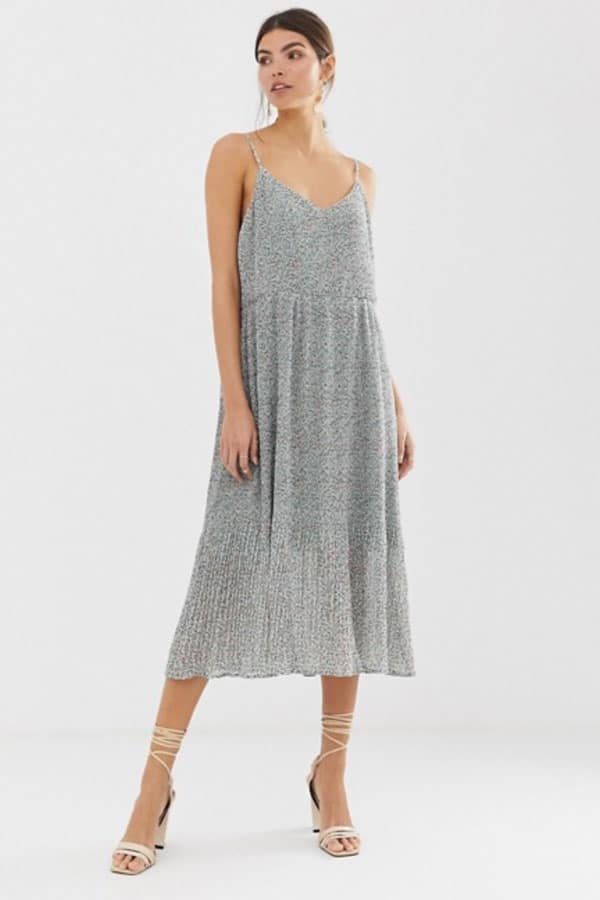 Tenue de mariage : Robe argentée ASOS