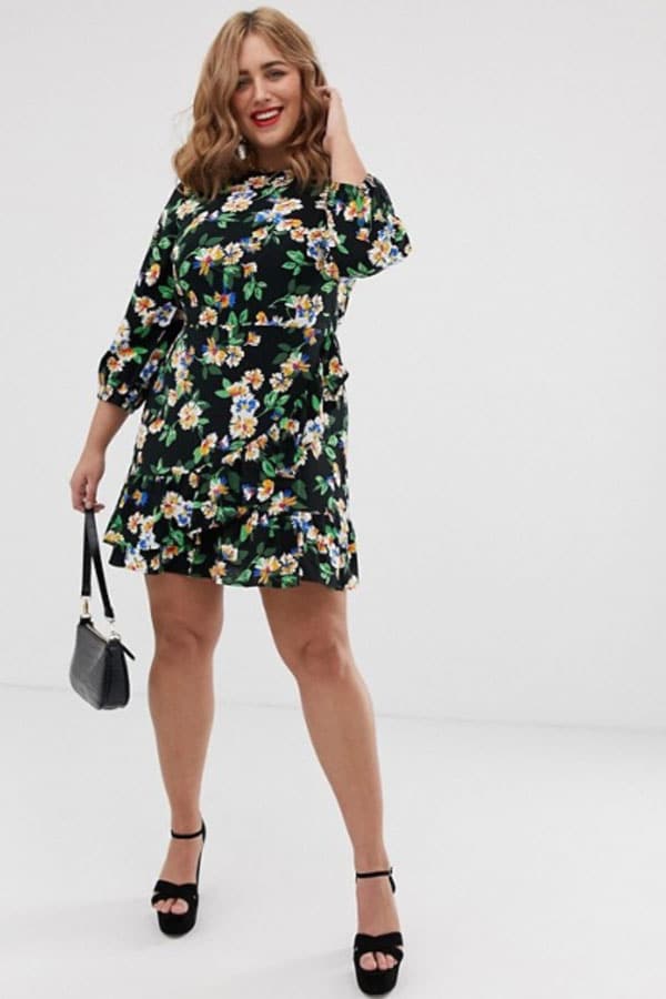 Mode grande taille : robe à fleurs