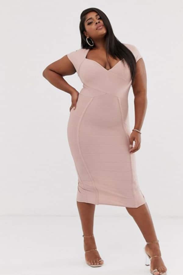 Tenue de mariage : Robe rose grande taille ASOS